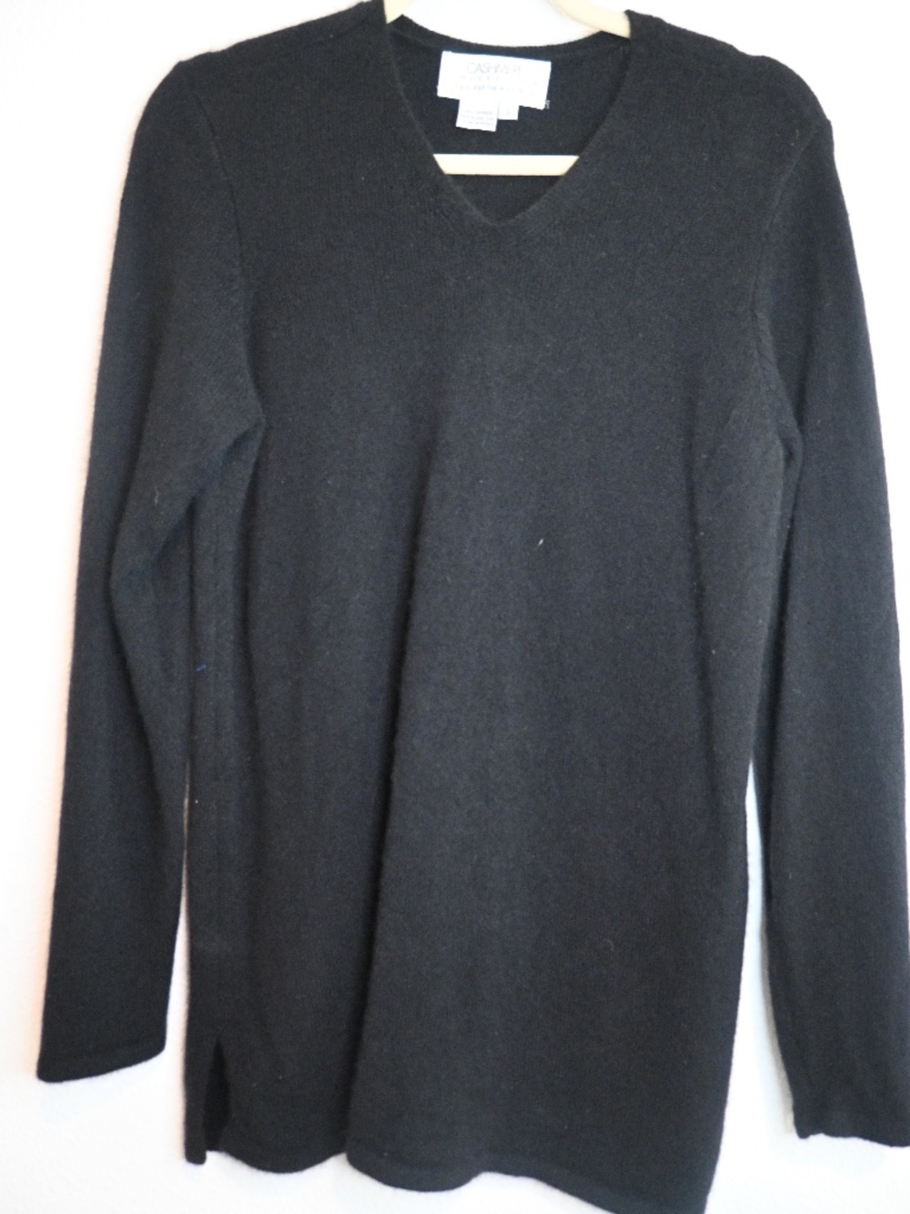 Saks Fifth Avenue 100% Cashmere Black V-Neck Sweater Oversized Small